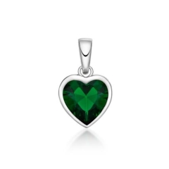 8mm GREEN R/O HEART